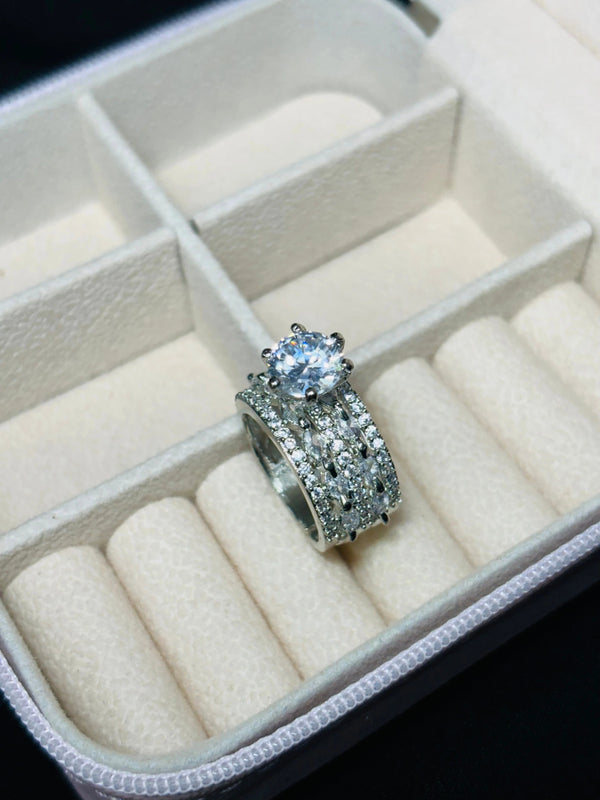 AD Ring 82
