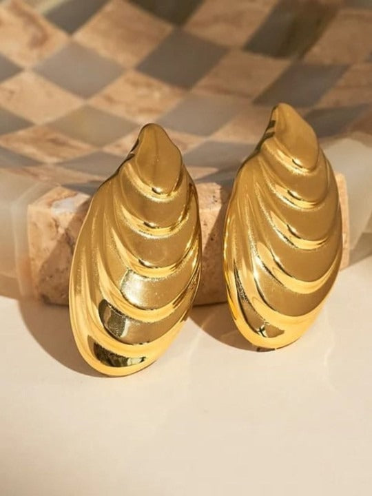 Shop waterproof gold shell drop earrings – buy anti tarnish modern fashion jewelry.