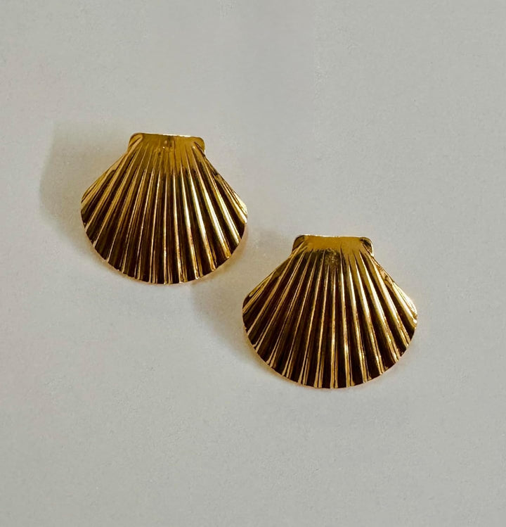 Premium stainless steel gold plated seashell earrings – anti tarnish finish

